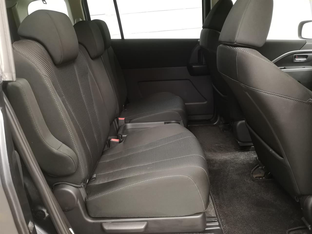 2014 Mazda Premacy