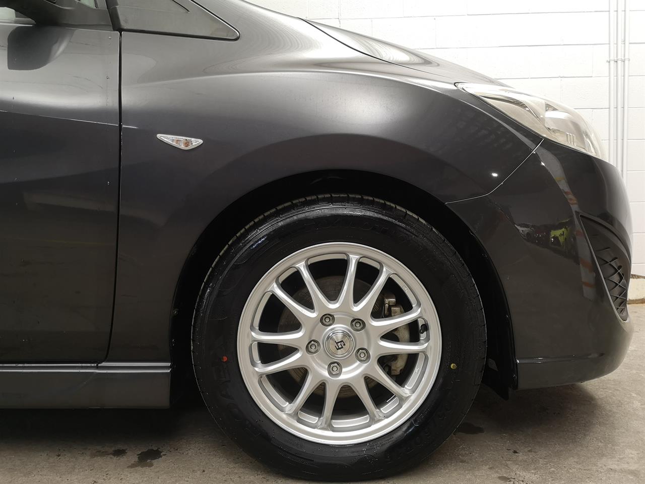 2014 Mazda Premacy