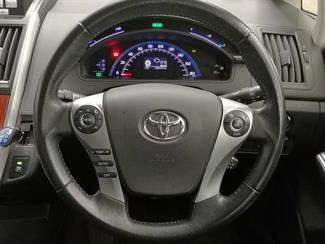 2013 Toyota Sai - Thumbnail