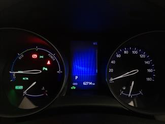 2017 Toyota C-HR - Thumbnail