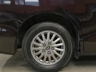 2015 Toyota Esquire - Thumbnail