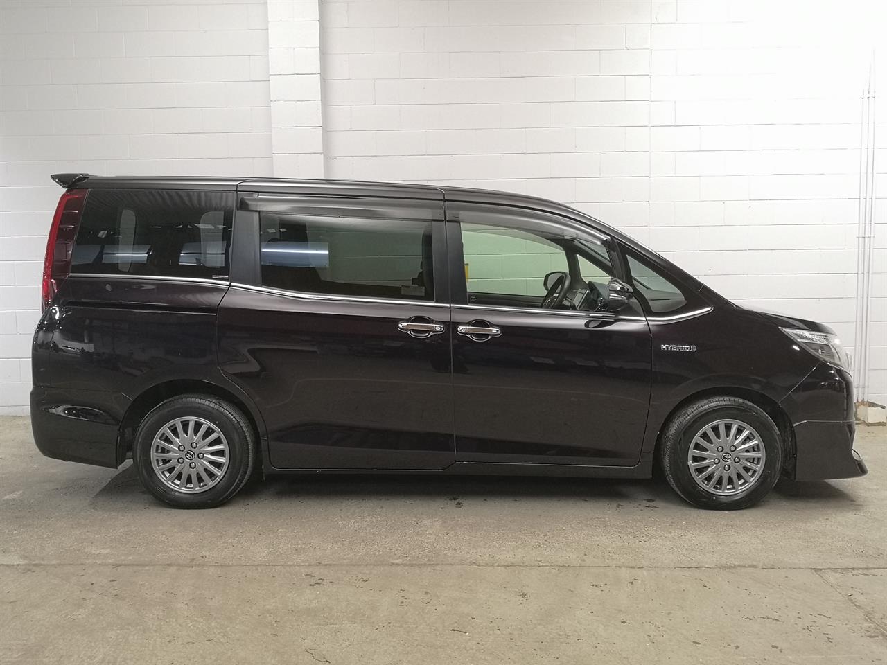 2015 Toyota Esquire