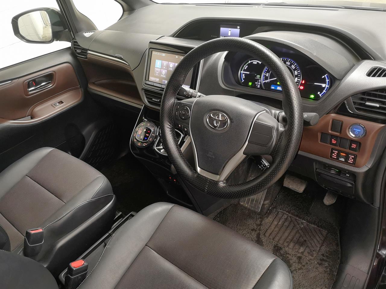 2015 Toyota Esquire