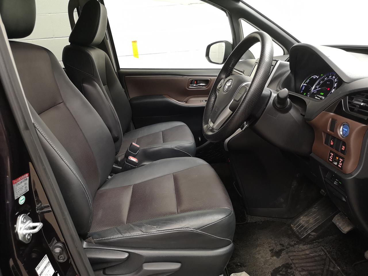 2015 Toyota Esquire