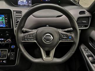 2021 Nissan Serena - Thumbnail