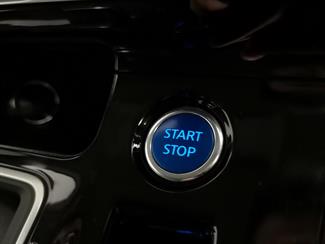 2021 Nissan Serena - Thumbnail