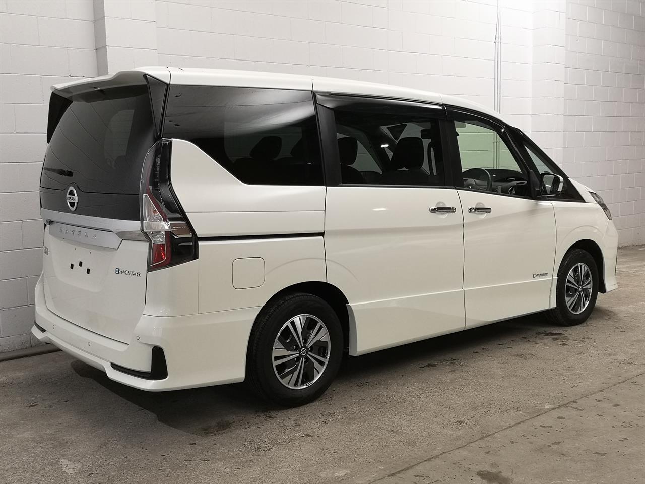2021 Nissan Serena