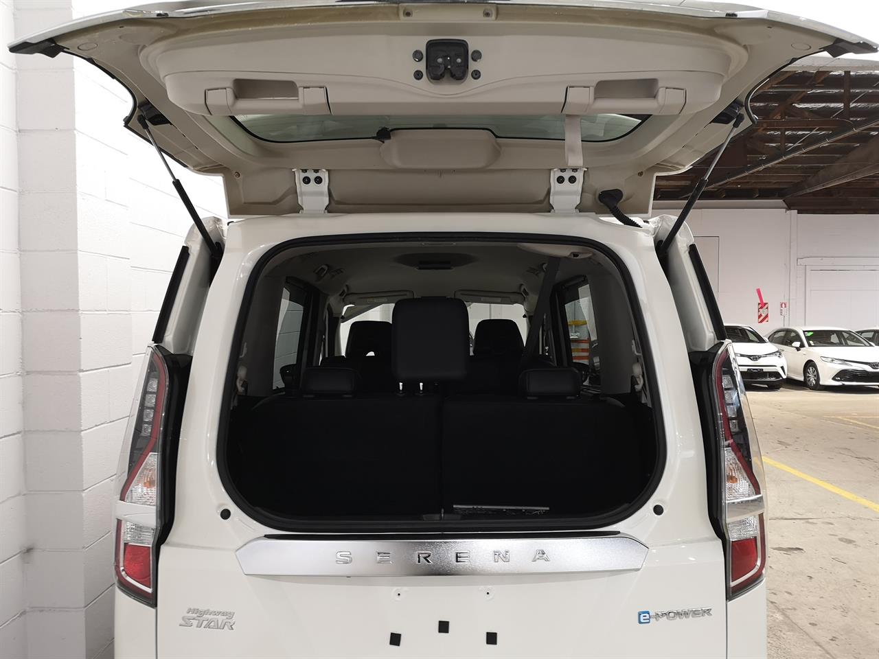 2021 Nissan Serena