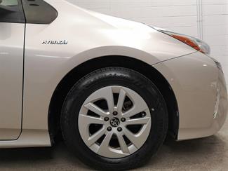2017 Toyota Prius - Thumbnail