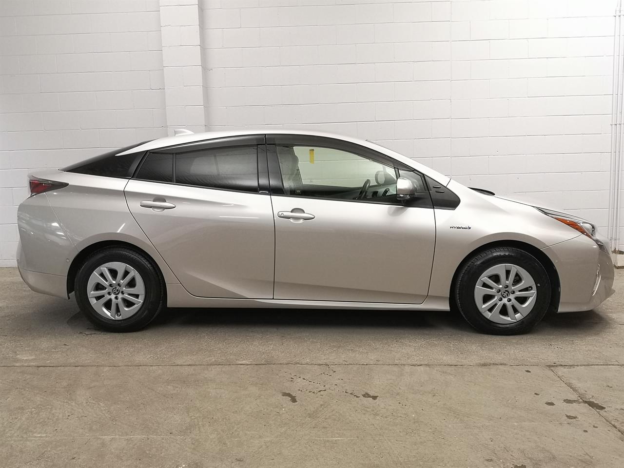 2017 Toyota Prius