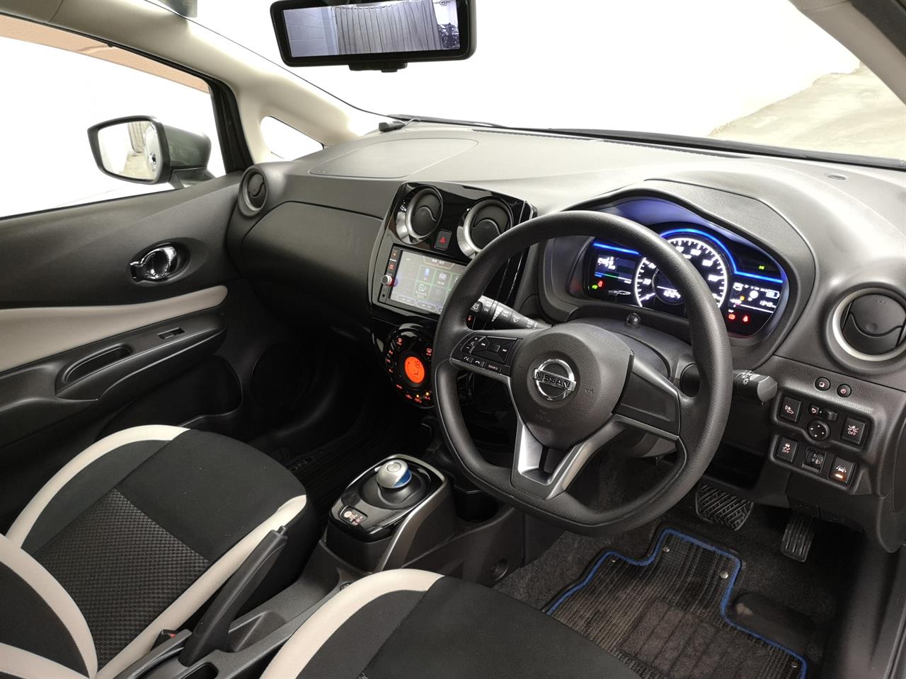 2017 Nissan Note