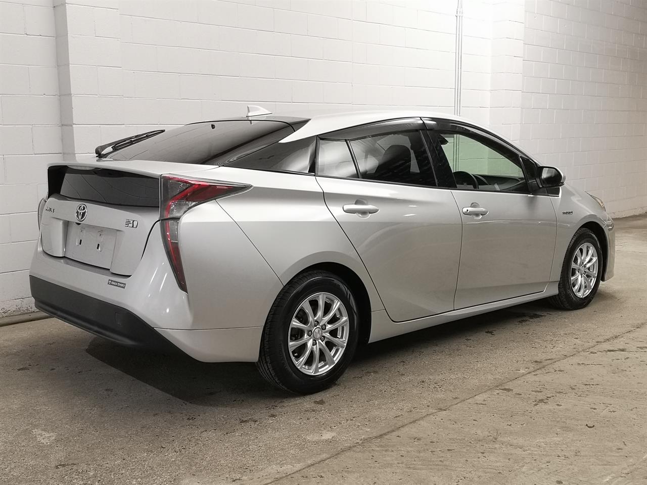 2017 Toyota Prius