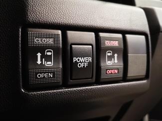 2012 Mazda Premacy - Thumbnail