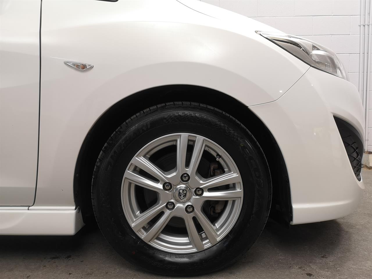 2012 Mazda Premacy