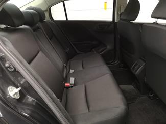 2015 Honda Grace - Thumbnail