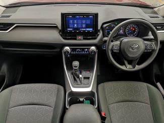 2019 Toyota RAV4 - Thumbnail