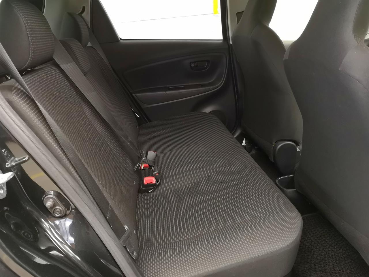 2017 Toyota Vitz