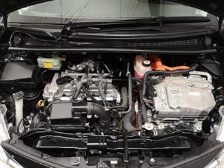 2017 Toyota Vitz - Thumbnail