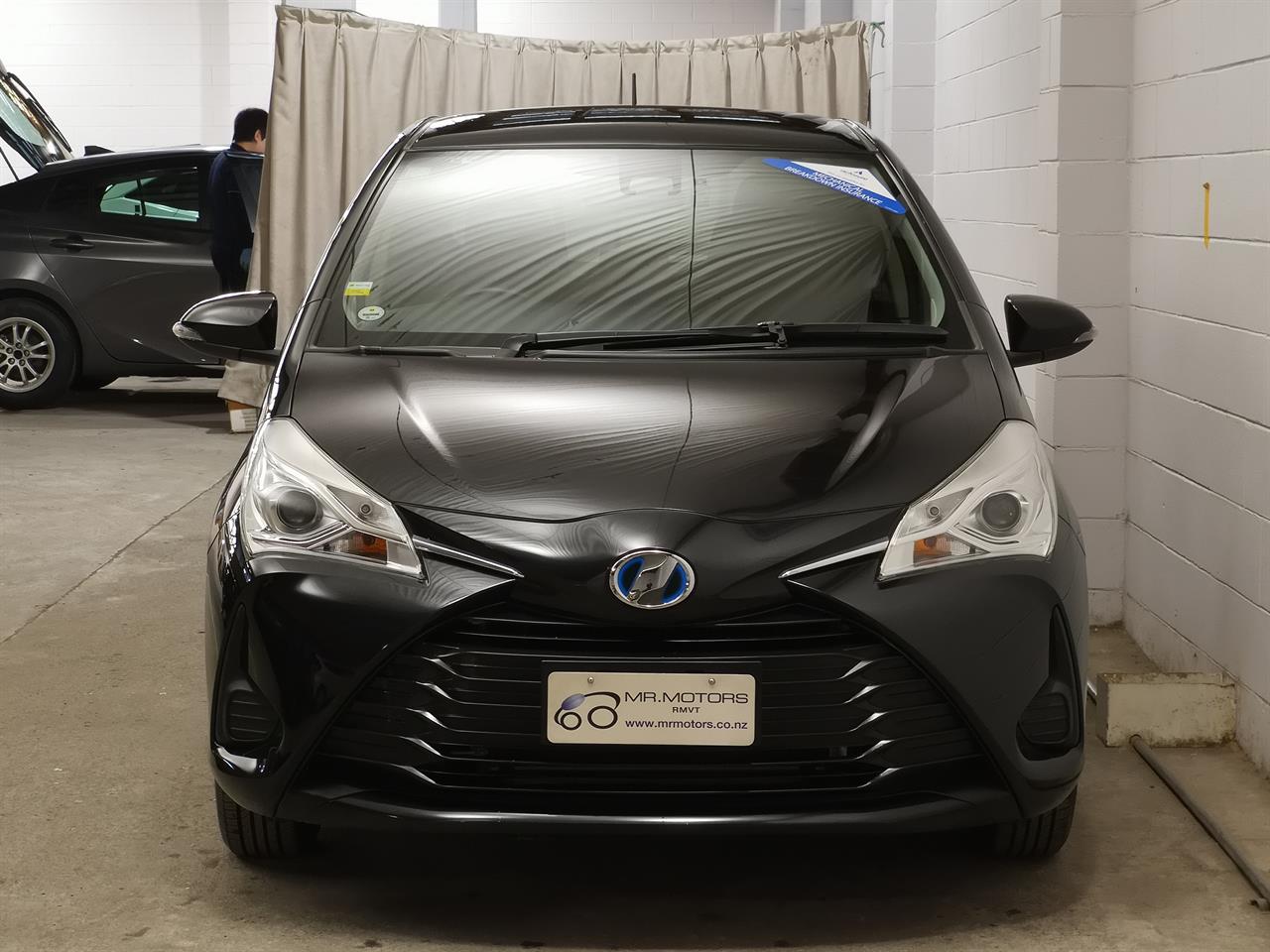 2017 Toyota Vitz