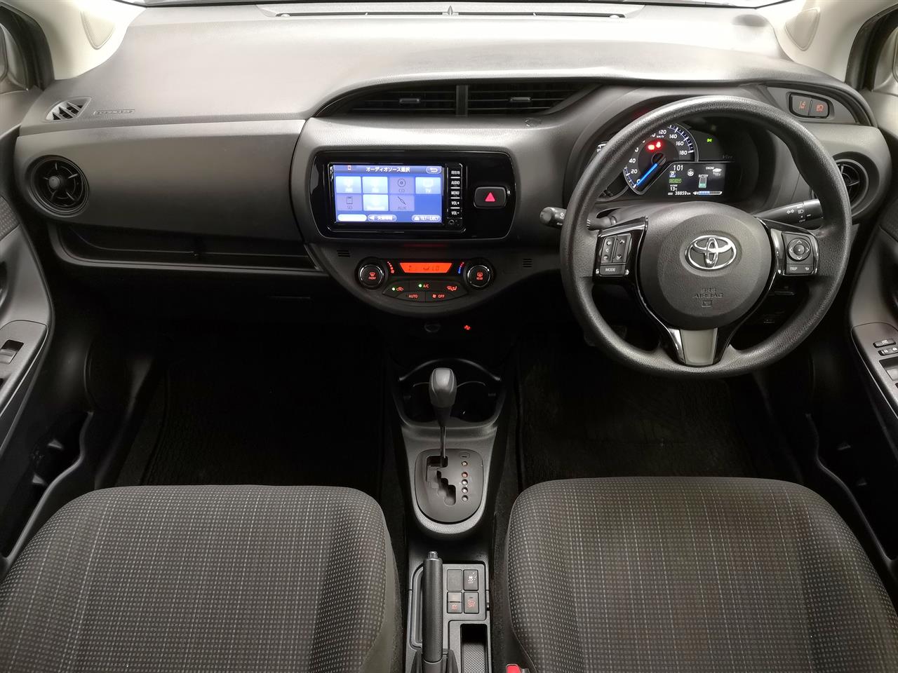 2017 Toyota Vitz