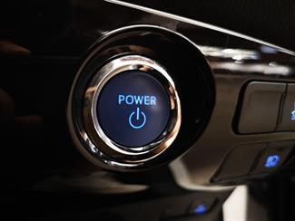 2022 Toyota Prius - Thumbnail