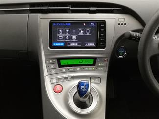 2015 Toyota Prius - Thumbnail