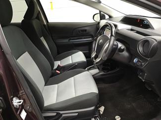 2014 Toyota Aqua - Thumbnail