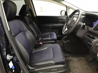2015 Honda Odyssey - Thumbnail