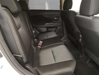 2016 Mitsubishi Outlander - Thumbnail