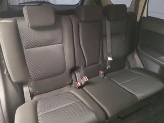 2016 Mitsubishi Outlander - Thumbnail