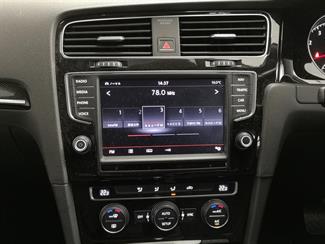 2013 Volkswagen Golf - Thumbnail