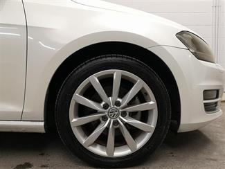 2013 Volkswagen Golf - Thumbnail
