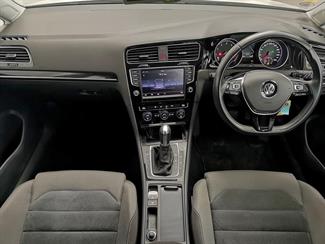 2013 Volkswagen Golf - Thumbnail