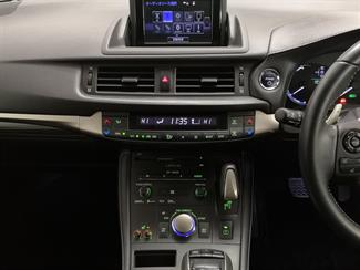 2015 Lexus CT 200H - Thumbnail