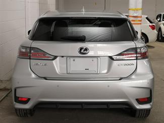 2015 Lexus CT 200H - Thumbnail