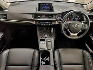 2015 Lexus CT 200H - Thumbnail