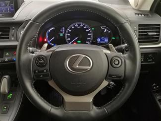 2015 Lexus CT 200H - Thumbnail