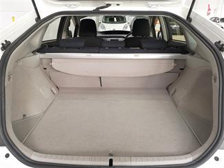 2012 Toyota Prius - Thumbnail