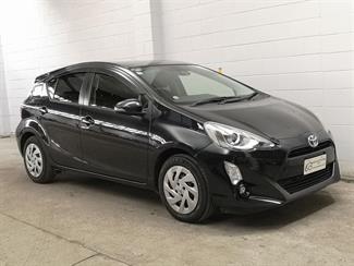2016 Toyota Aqua - Thumbnail