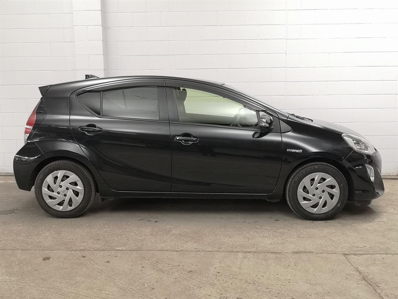 2016 Toyota Aqua