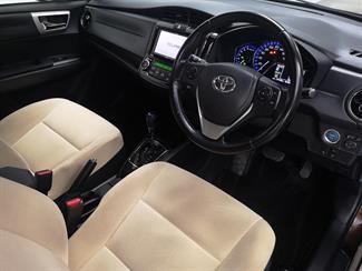 2015 Toyota Corolla - Thumbnail