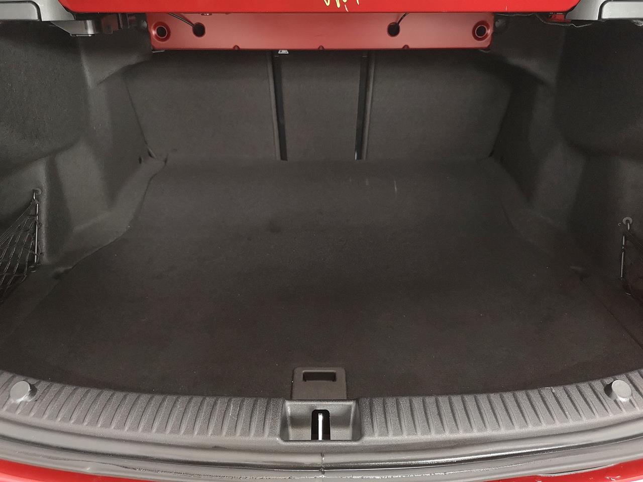 2018 Mercedes-Benz C 200