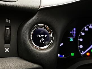 2013 Lexus CT 200H - Thumbnail