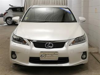 2013 Lexus CT 200H - Thumbnail