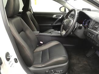2013 Lexus CT 200H - Thumbnail
