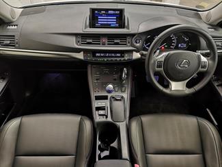 2013 Lexus CT 200H - Thumbnail