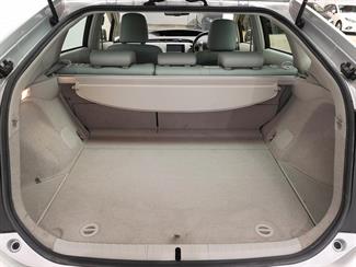 2015 Toyota Prius - Thumbnail