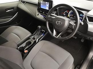 2021 Toyota Corolla - Thumbnail