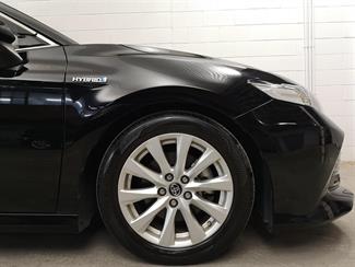 2017 Toyota Camry - Thumbnail