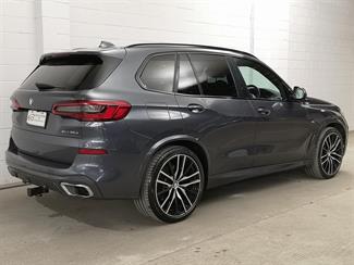 2019 BMW X5 - Thumbnail